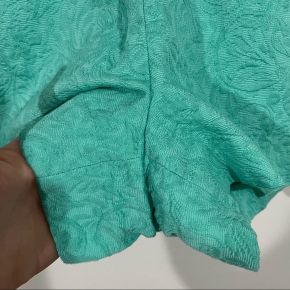 J. Crew size 4 elastic waistband sea green shorts - Picture 7 of 8